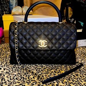 Chanel top handle medium bag 😍